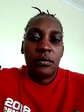 Queeny12 live cam