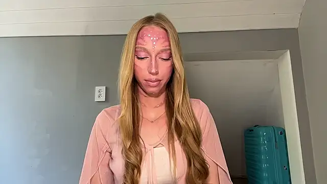 TraceyHowey live cam
