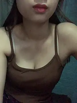 Julyy_girl live cam