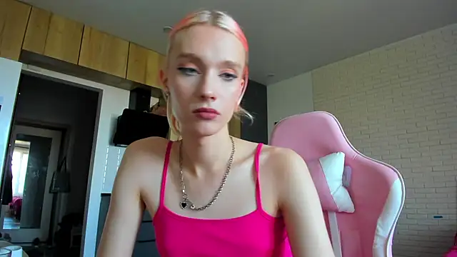 _Alice_Kitty Live Webcam on Stripchat