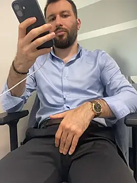 speddy34 (M young) - Show dick