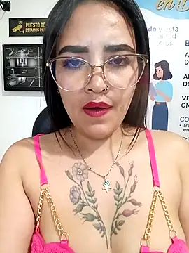 MAYE__13 webcam