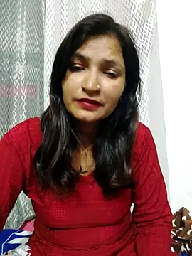 Priyaa_1433 webcam
