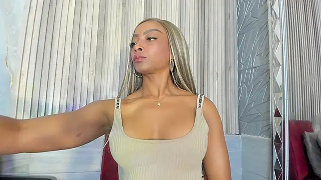 BriannaChelsea webcam