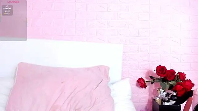 Celeste_Rox webcam
