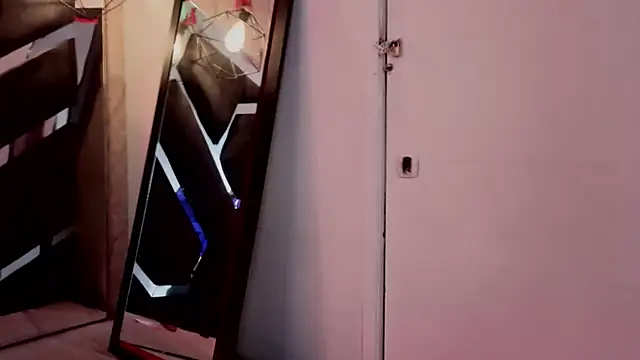 Melissa_Adamsx