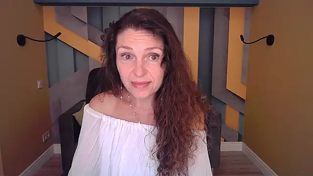 ellalong - EllaLong's free webcam - UK Sex Cams
