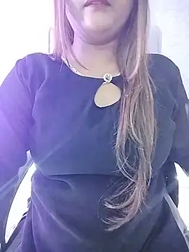 LoveLy-Soneya webcam