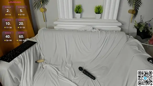 Lilli_Cass webcam