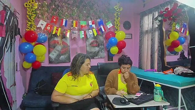 lesbiancuple webcam