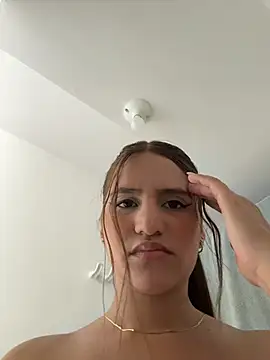 viankarose (F young) - ZOOM PUSSY