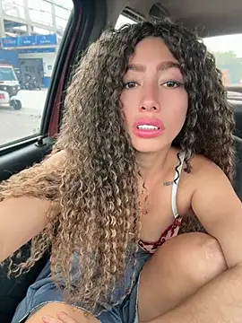roxyrougee webcam