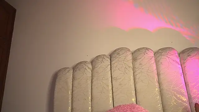 pocahotass_11 webcam