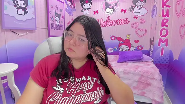 Dulce_meow live cam on StripChat