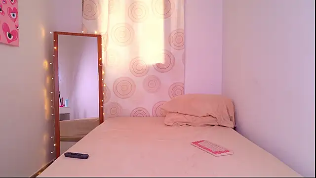 Mar_333 live cam on StripChat