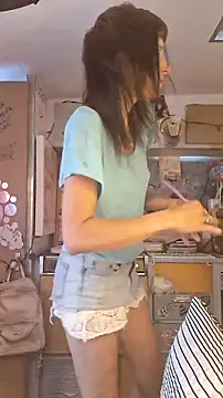 whitetrashdirtyslut webcam