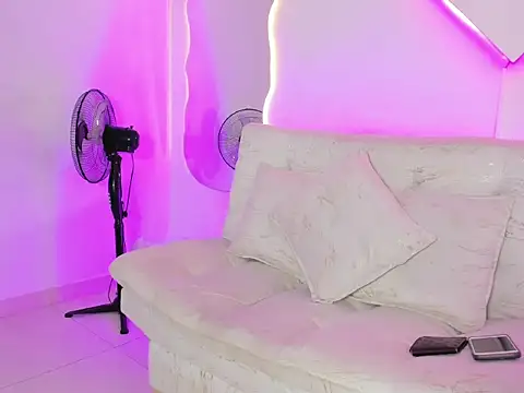 ArohomLester_ webcam