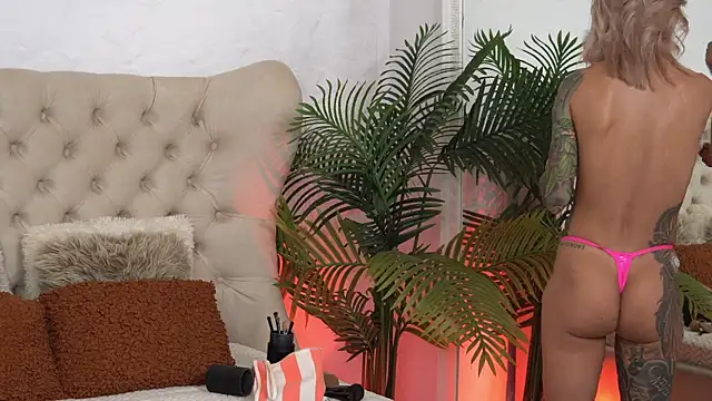 TiffanyMaze webcam