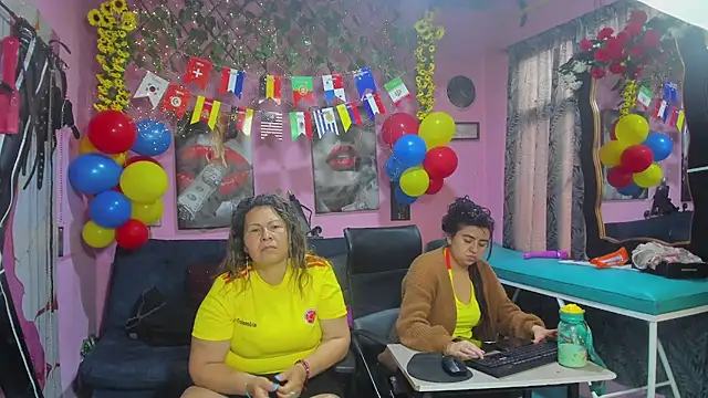 lesbiancuple webcam