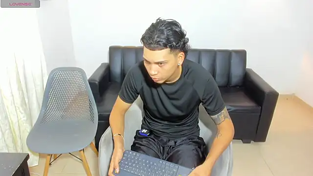 samxx_muscle webcam