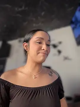 Isabella-Teen webcam