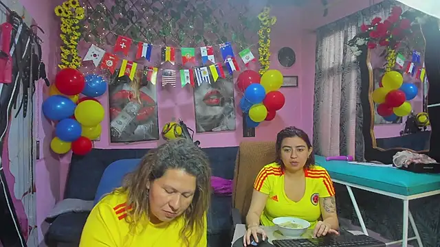 lesbiancuple webcam