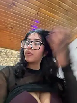 Amy_channel webcam