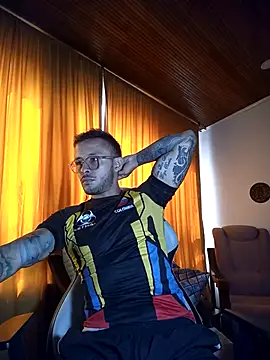 sebastian_horny webcam