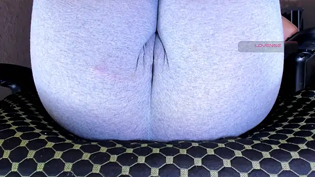 Cameltoe_squirt_inPants webcam