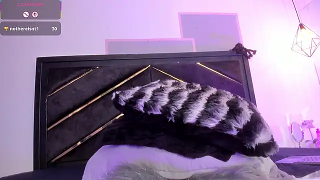 april_jones05 webcam