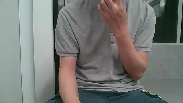 nole_china7 (Ask my age) - talk / fun / cum
