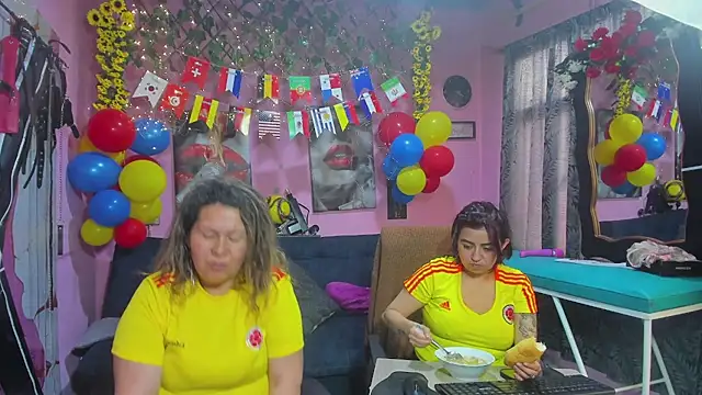 lesbiancuple webcam