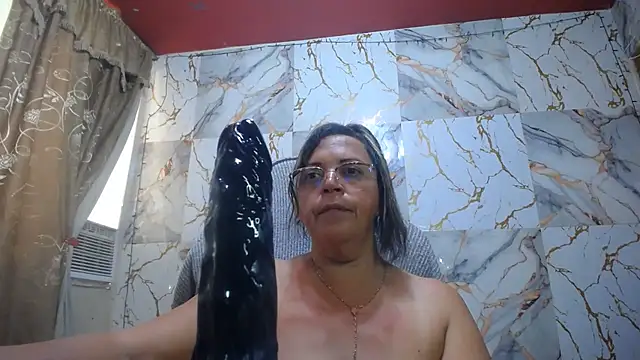 alina_maturehot