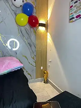Tinakitten webcam