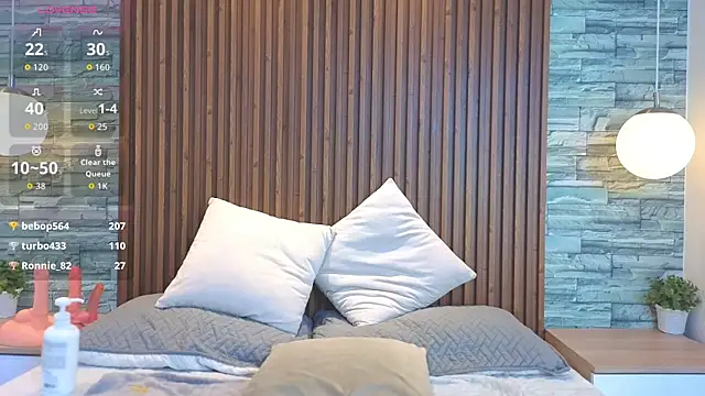 Mia_milf_x