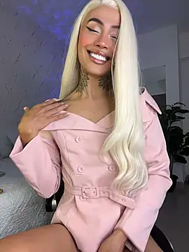 miss_tatiana_'s room