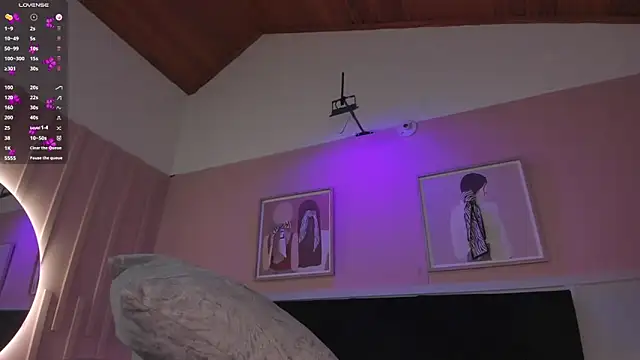 elodie_walker webcam
