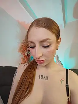 Bennuluspeach_ live cam on StripChat