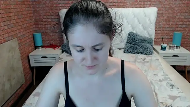 Holliy_Cooper webcam