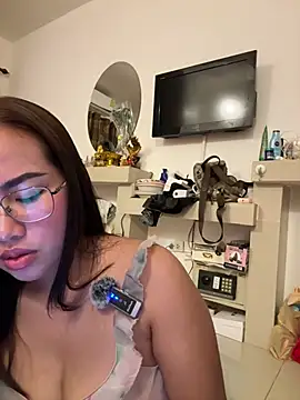 Ponthip webcam