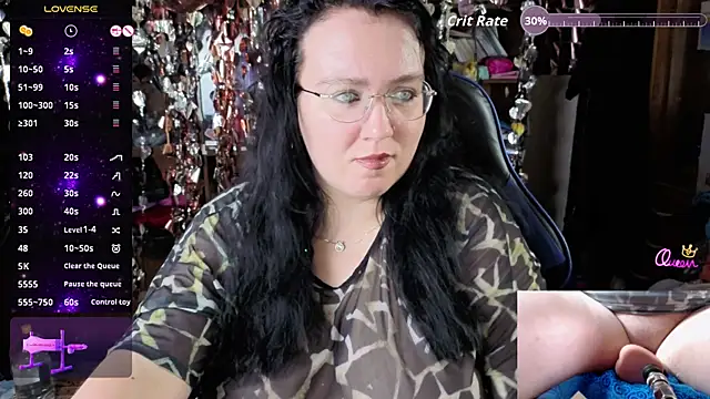 LeonaHarrison webcam