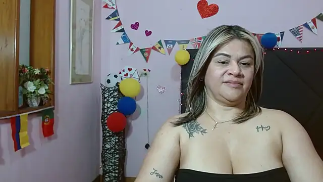 pamela_echeverria webcam
