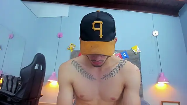 James-06 webcam