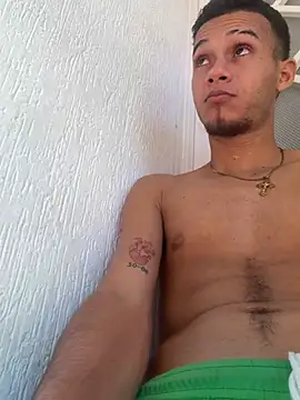 friends_lust_latin webcam