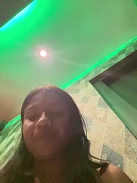SHANAYA-HOT webcam
