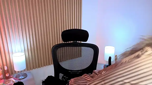 MarianL0ve webcam