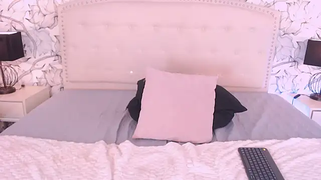 Venusandrea29 webcam