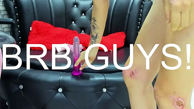 MissCyndee_Loren webcam