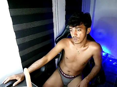 Spicy_RowyCam webcam