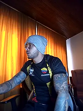 sebastian_horny webcam